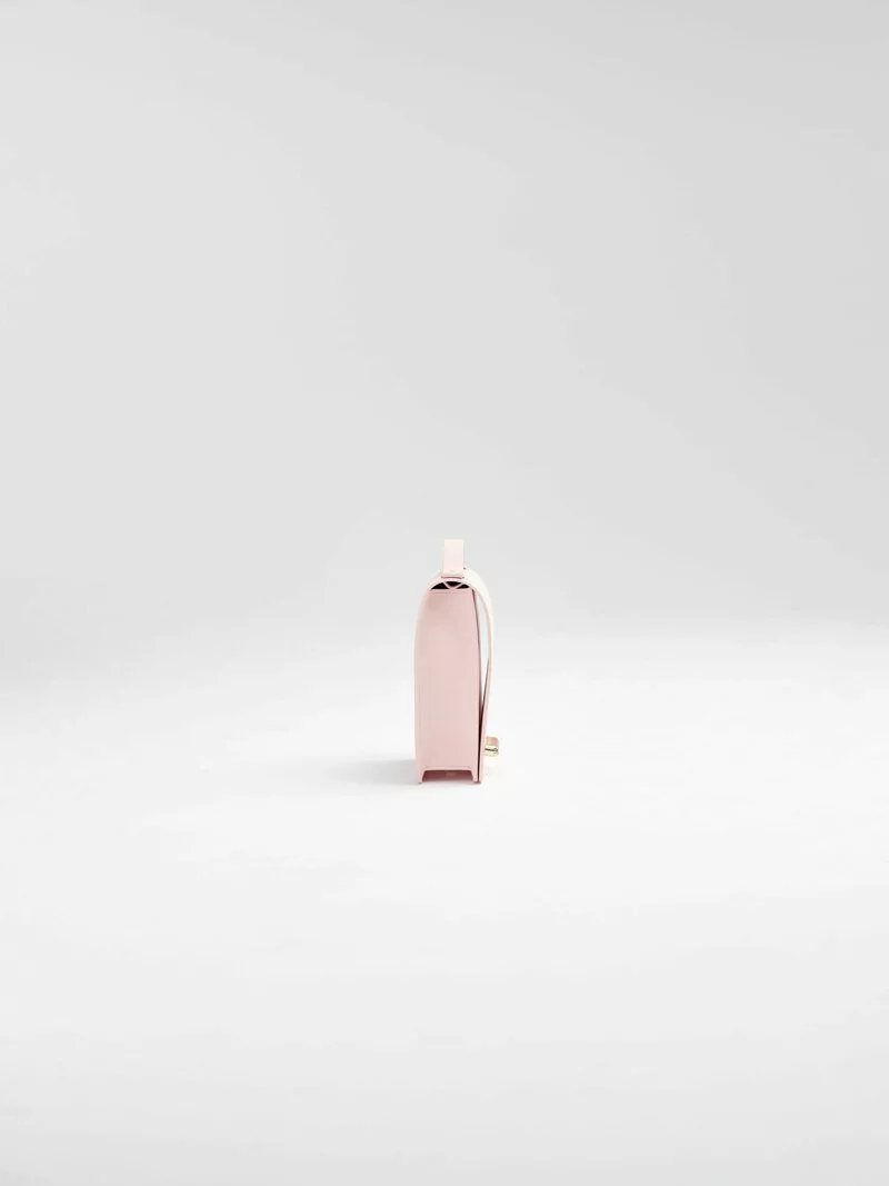 Toast - 輕柔粉